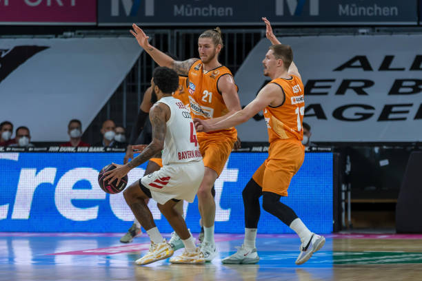 同样在初期 同样在初期